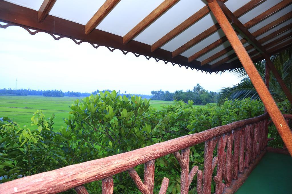 V Cabanas & Yala Safari Place Tissamaharama Exterior photo